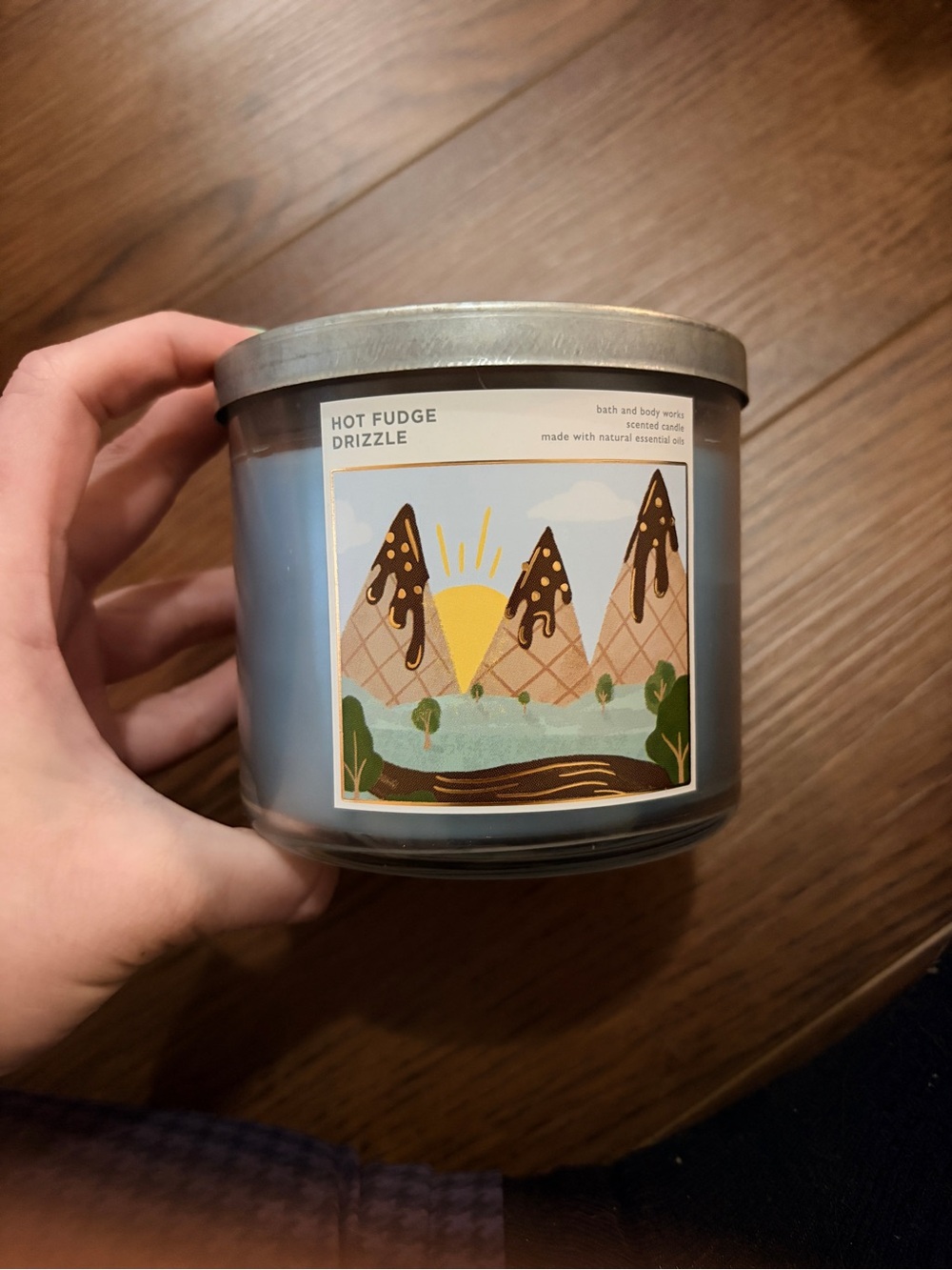 NEW Bath & Body Works “Hot Fudge Drizzle” 3 wick candle